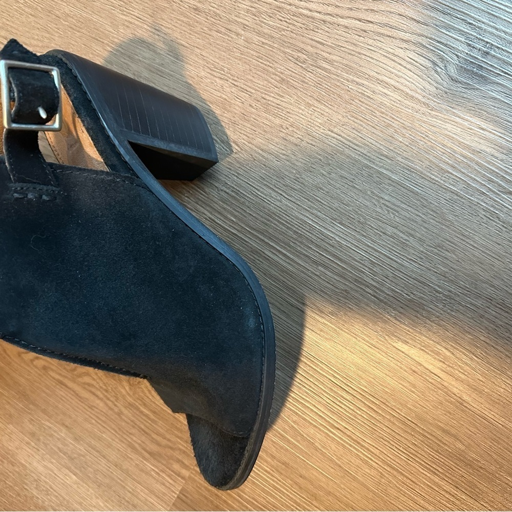 Frye Black Courtney Sling Black Suede
Peep Toe Heeled Sandal - Picture 8 of 14